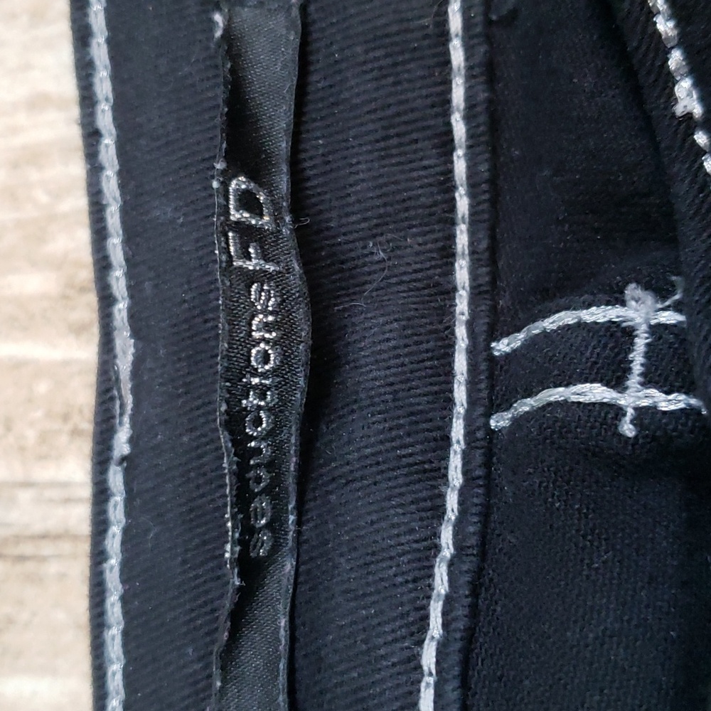 Jeans - Picture 6 of 6